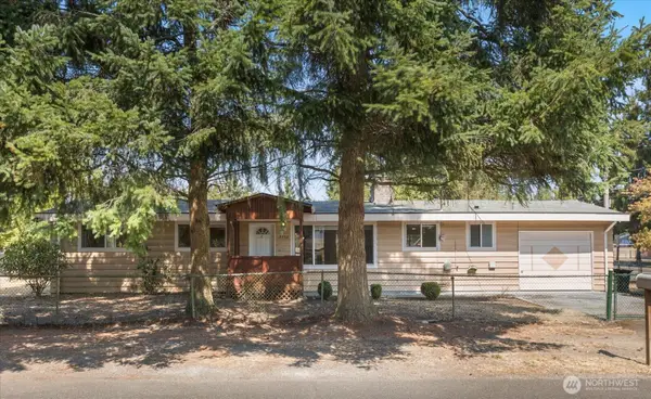2352 N 188th Street, Shoreline, WA 98133