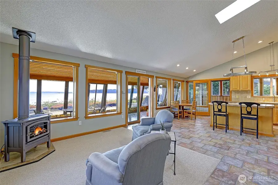 870 Livingston Bay Shore Drive, Camano Island, WA 98282 - #2