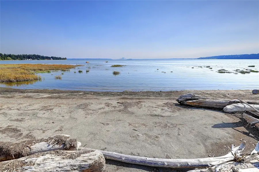 870 Livingston Bay Shore Drive, Camano Island, WA 98282 - #3