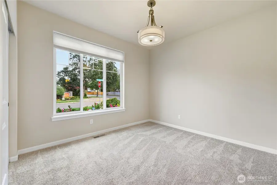 5341 Emerald Street Se, Lacey, WA 98513 - #3