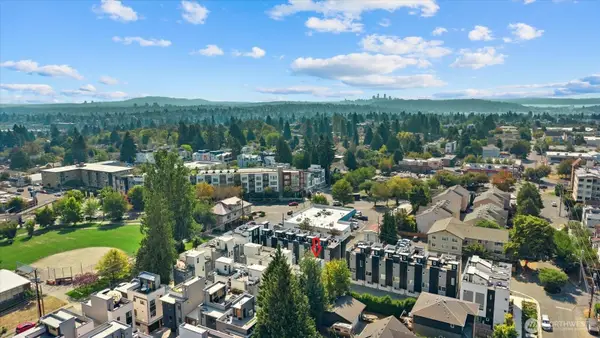 9211 14th Avenue Nw, Seattle, WA 98117