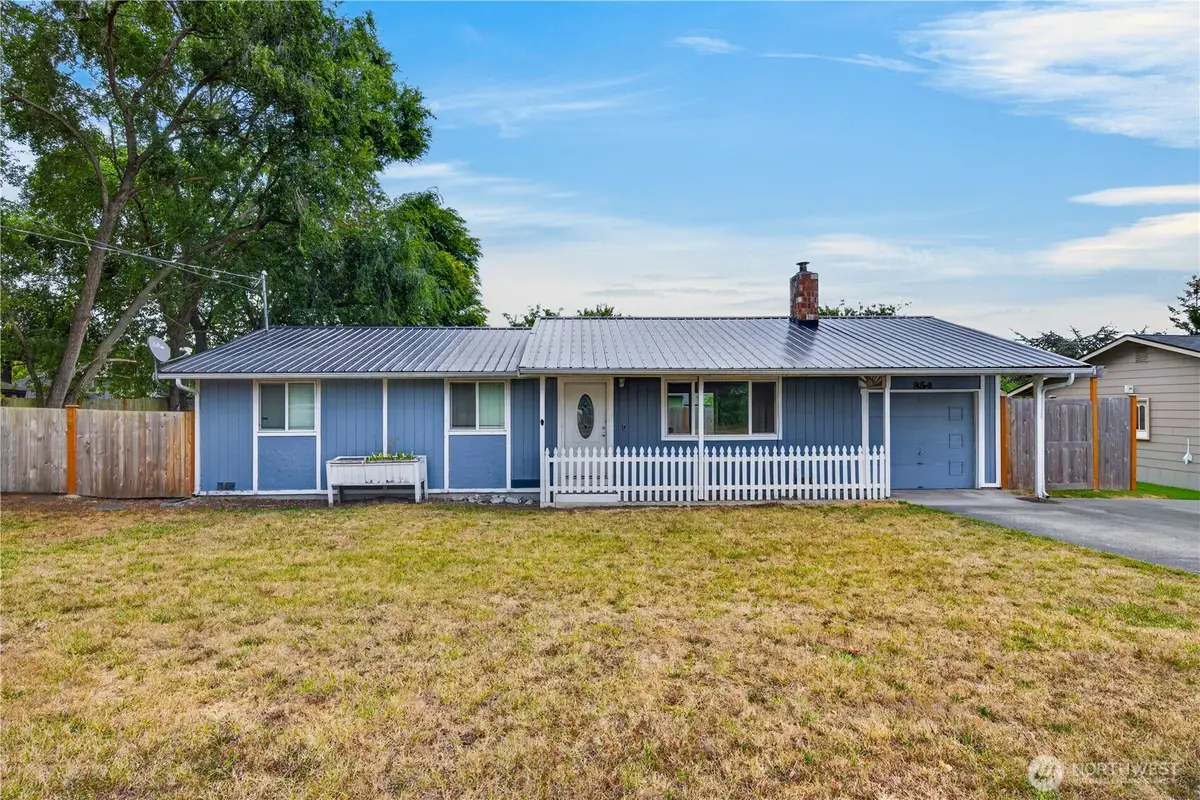 854 SW Heller Street, Oak Harbor, WA 98277 - #1