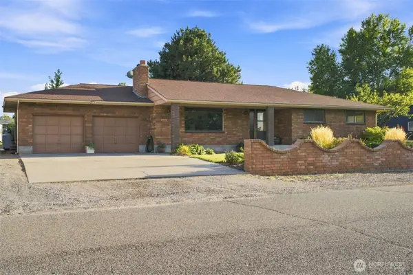 4605 W 12th Avenue, Kennewick, WA 99338