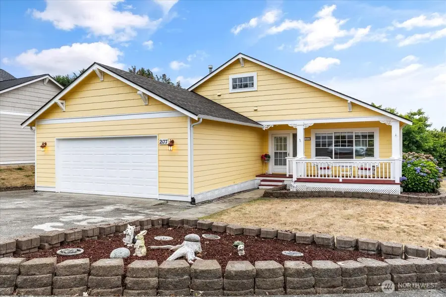 2177 SW Sunnyside Avenue, Oak Harbor, WA 98277 - #2
