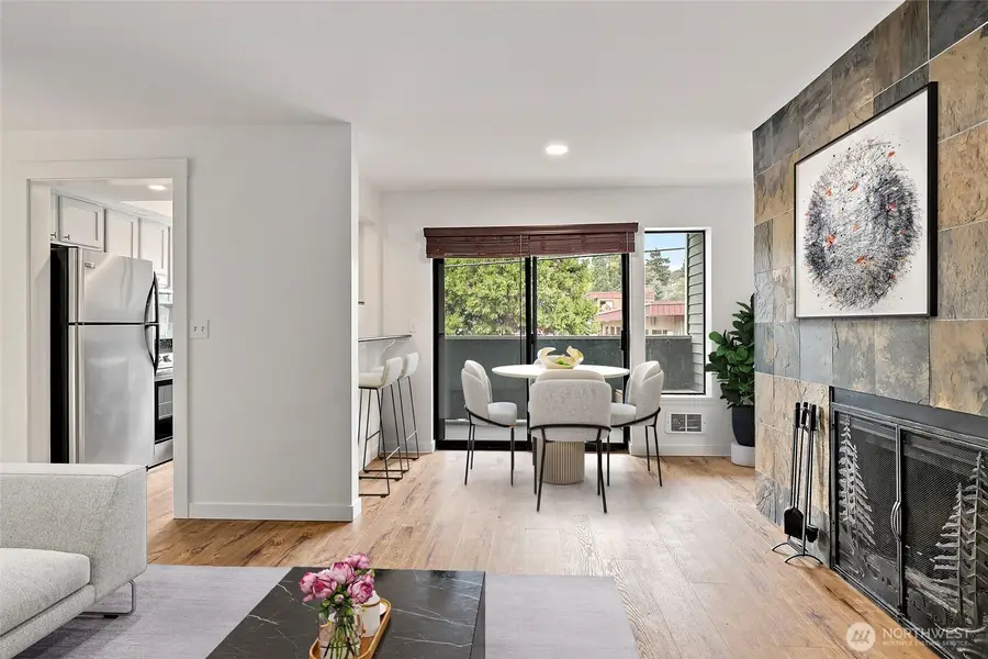 8816 Nesbit Avenue N #101, Seattle, WA 98103 - #3