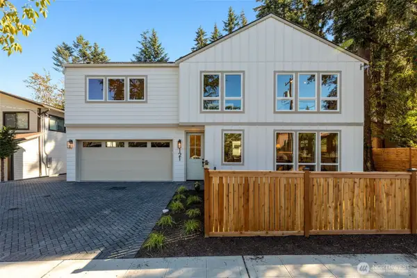 121 N 136th Street, Seattle, WA 98133