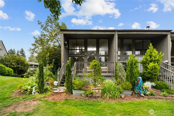 6788 138th Avenue Ne #623, Redmond, WA 98052
