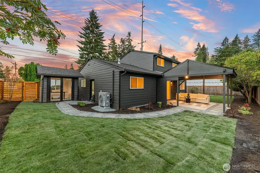 16301 Wallingford Avenue N, Shoreline, WA 98133 - #3
