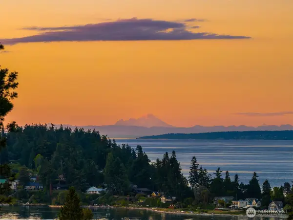 10793 NE Bill Point Drive, Bainbridge Island, WA 98110