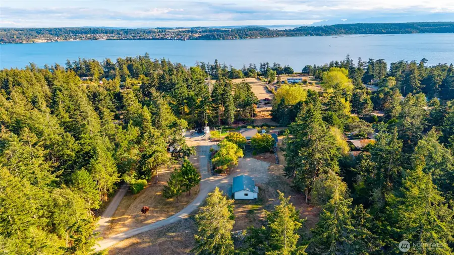 1407 Arnold Road, Oak Harbor, WA 98277 - #2