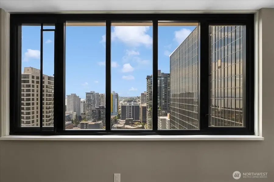 2100 3rd Avenue #2104, Seattle, WA 98121 - #2