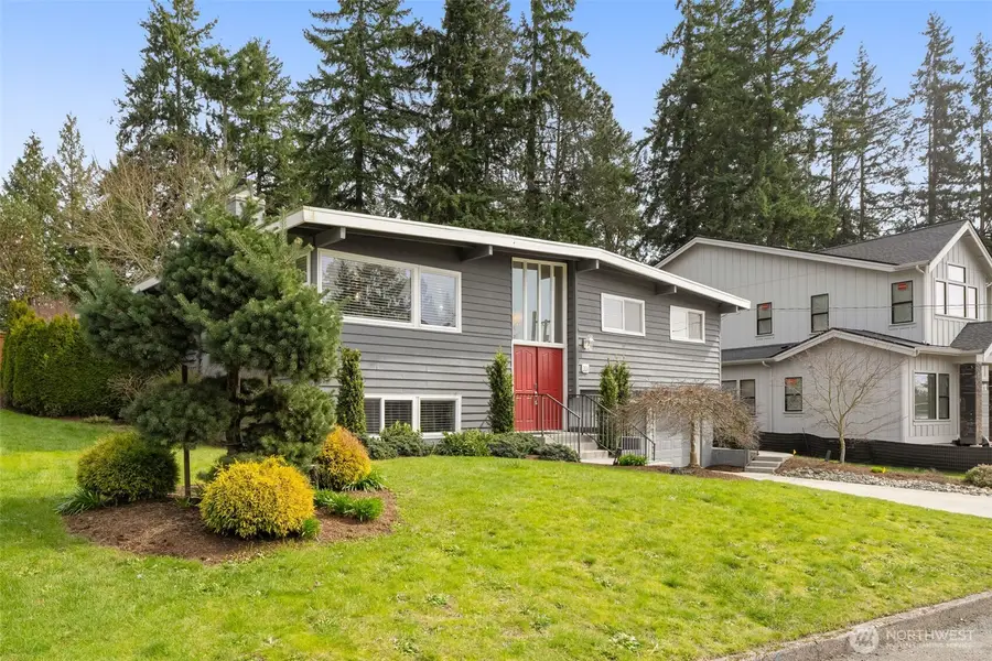 334 157th Avenue Ne, Bellevue, WA 98008 - #2