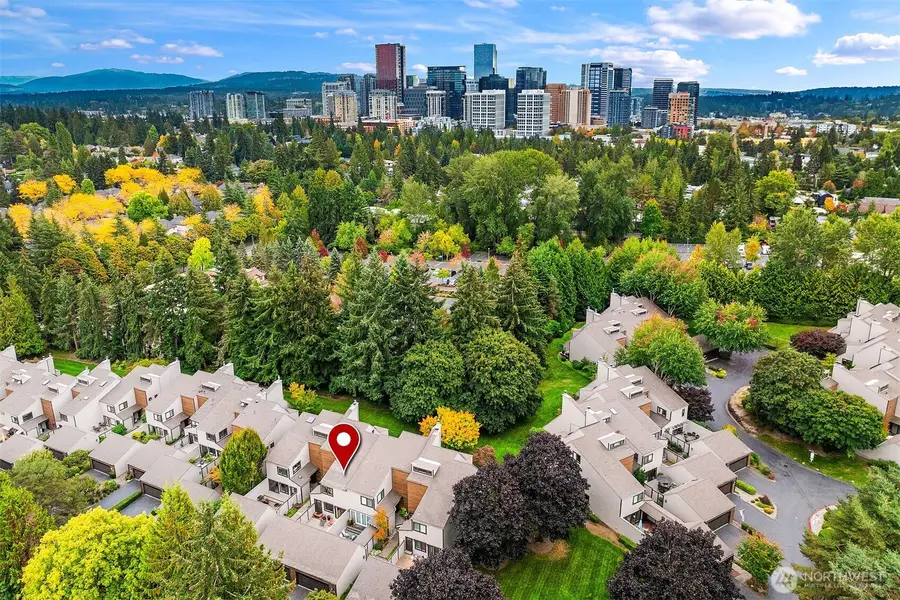 10209 NE 19th Place #D2, Bellevue, WA 98004 - #2
