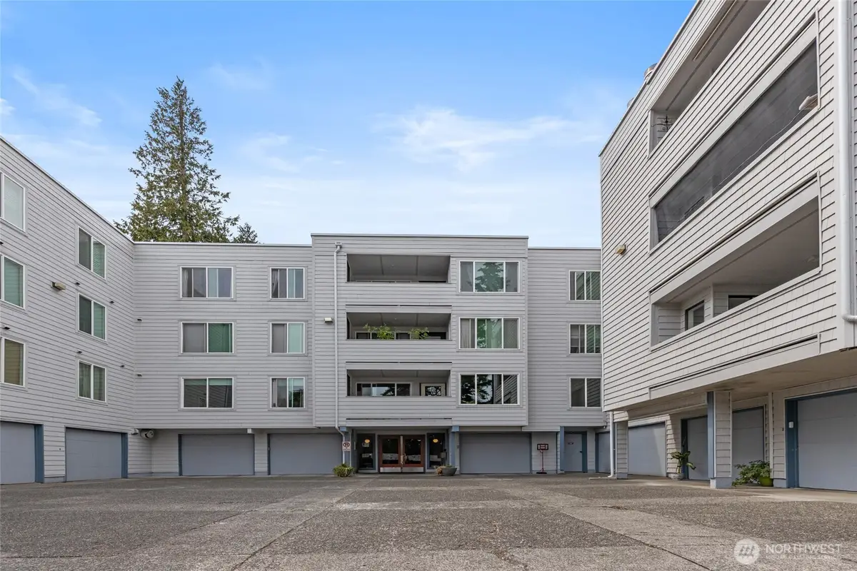 17417 Ashworth Avenue N #202, Shoreline, WA 98133 - #1
