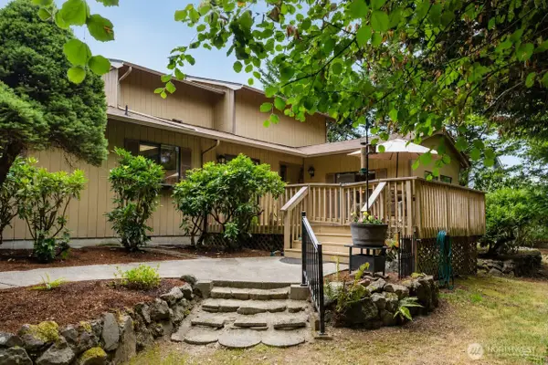 9215 96th Street Nw, Gig Harbor, WA 98332