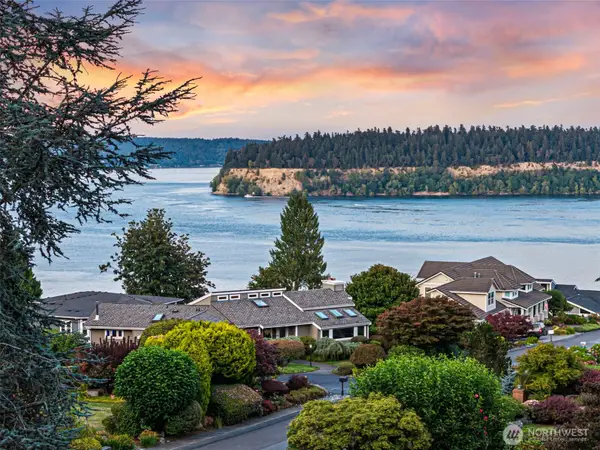 2410 55th Street Ct Nw, Gig Harbor, WA 98335
