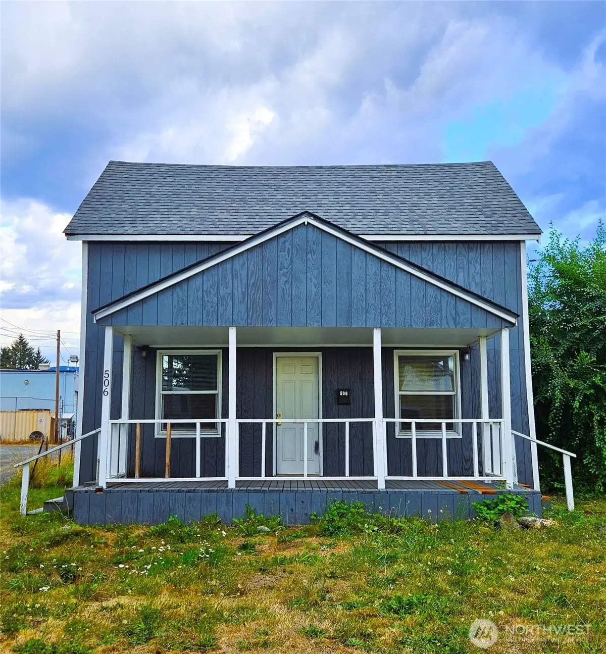506 S 6th Avenue, Kelso, WA 98626 - #1