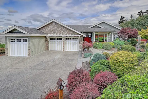 1105 Morgan Way, Camano Island, WA 98282
