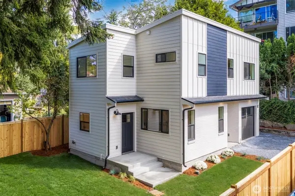 212 N 115th Street, Seattle, WA 98133
