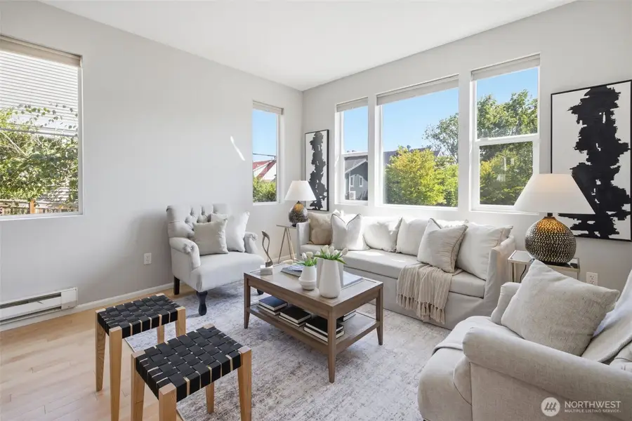 7624 39th Avenue S, Seattle, WA 98118 - #2
