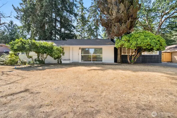 8518 Mount Tacoma Drive Sw, Lakewood, WA 98498