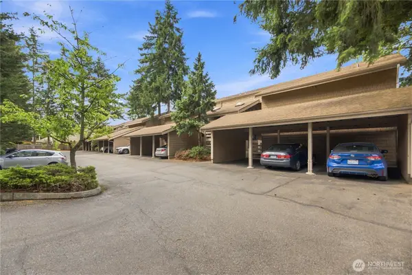 717 122nd Avenue Ne #B2, Bellevue, WA 98005