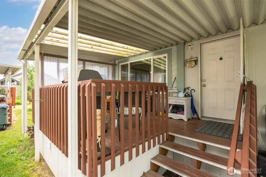380 E Pole Road #6, Lynden, WA 98264 - #3