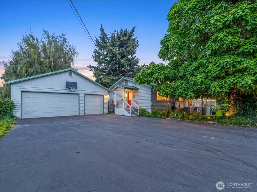 1216 4th Street, Wenatchee, WA 98801 - #3