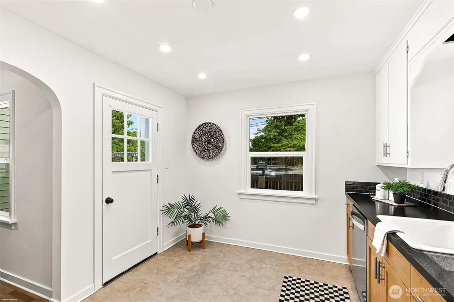 3029 Northwest Avenue, Bellingham, WA 98225 - #3