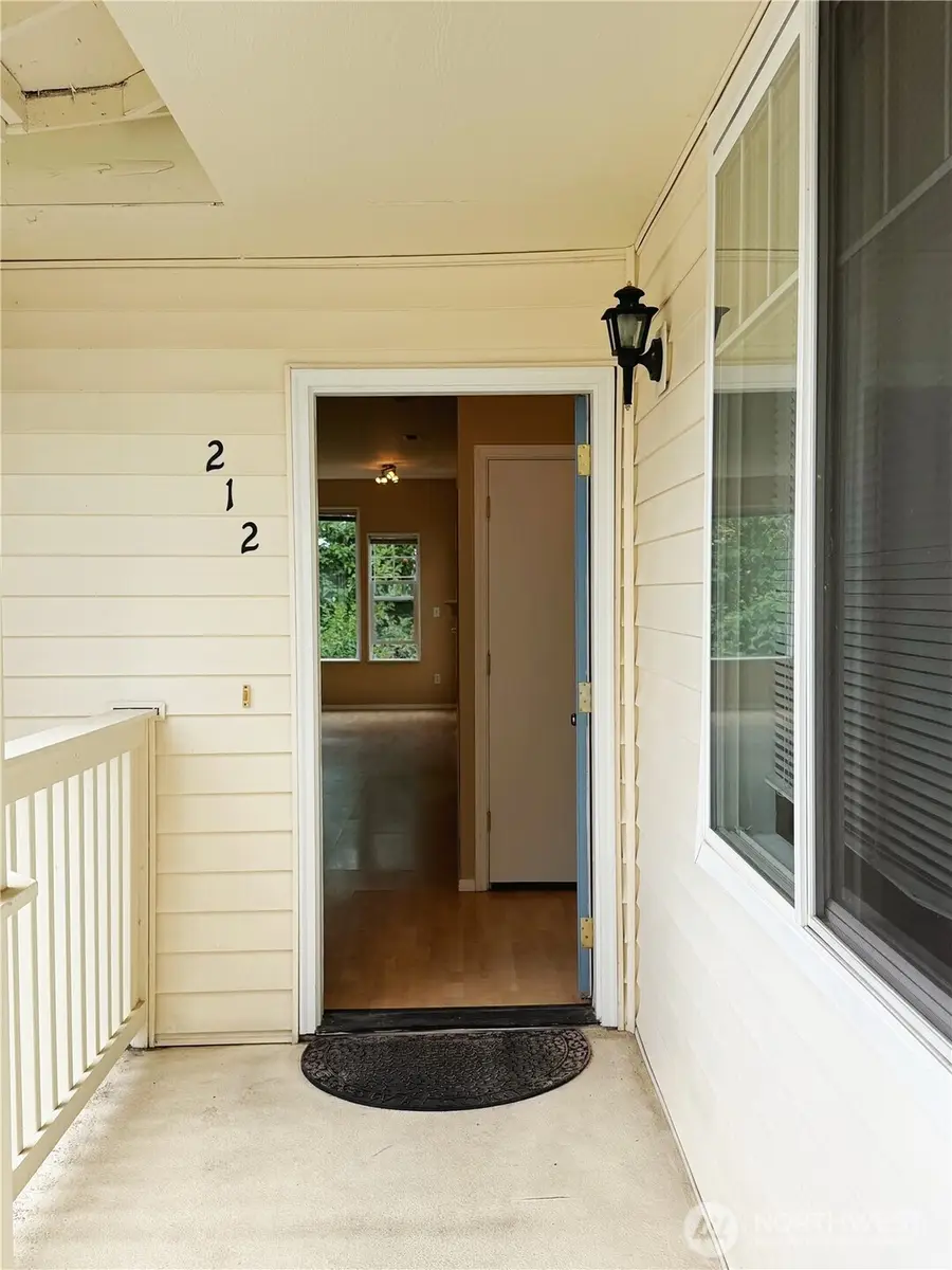 4702 Mill Pond Drive Se #212, Auburn, WA 98092 - #3