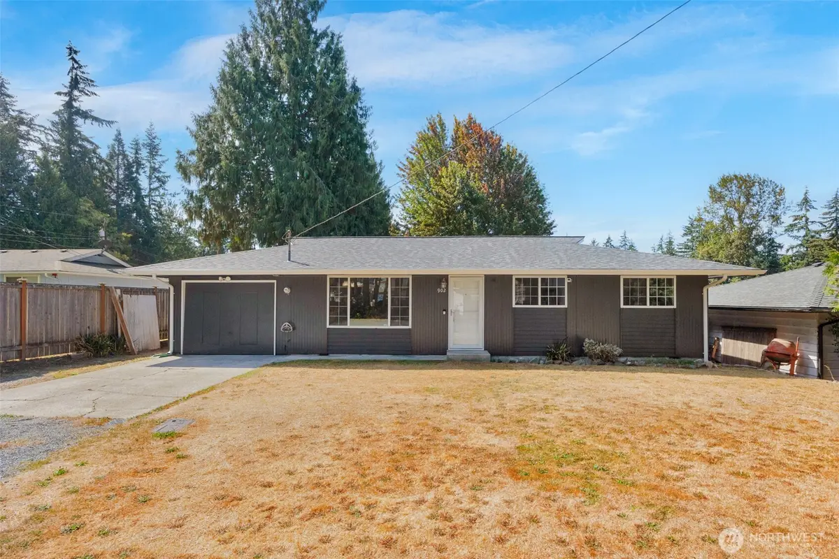 902 Peters Place, Everett, WA 98208 - #1