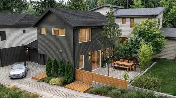 11732 38th Avenue Ne #B, Seattle, WA 98115