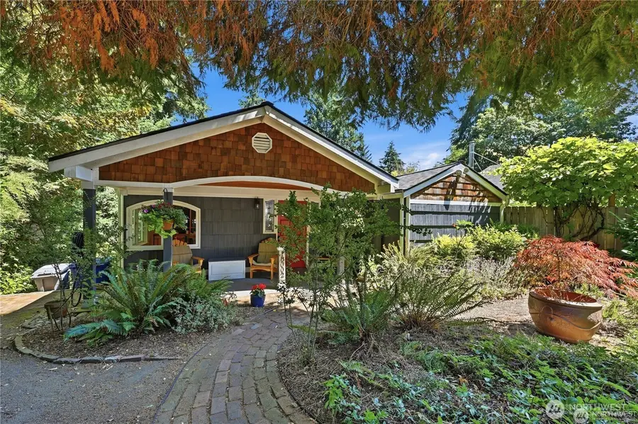 18002 25th Avenue Ne, Lake Forest Park, WA 98155 - #2