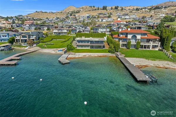 67 Shoreline Lane, Chelan, WA 98816