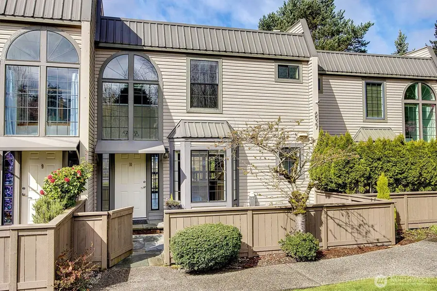 6527 106th Avenue Ne, Kirkland, WA 98033 - #3