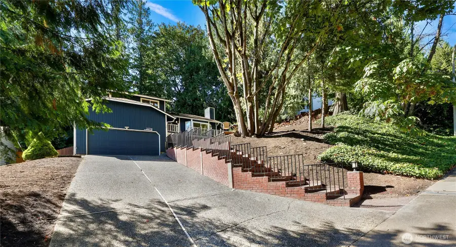 22721 NE 12th Place, Sammamish, WA 98074 - #3