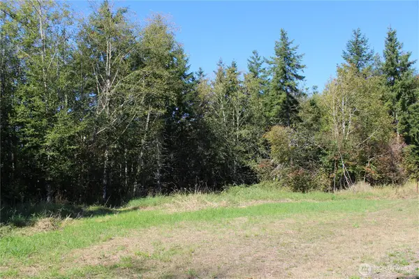 0 Lot E Ravenwood Drive, Kelso, WA 98626