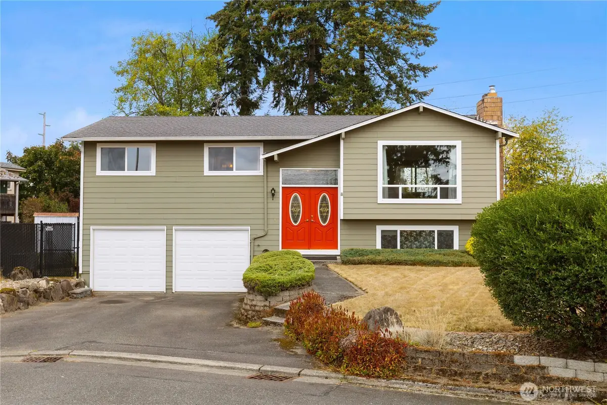 32454 22nd Avenue Sw, Federal Way, WA 98023 - #1