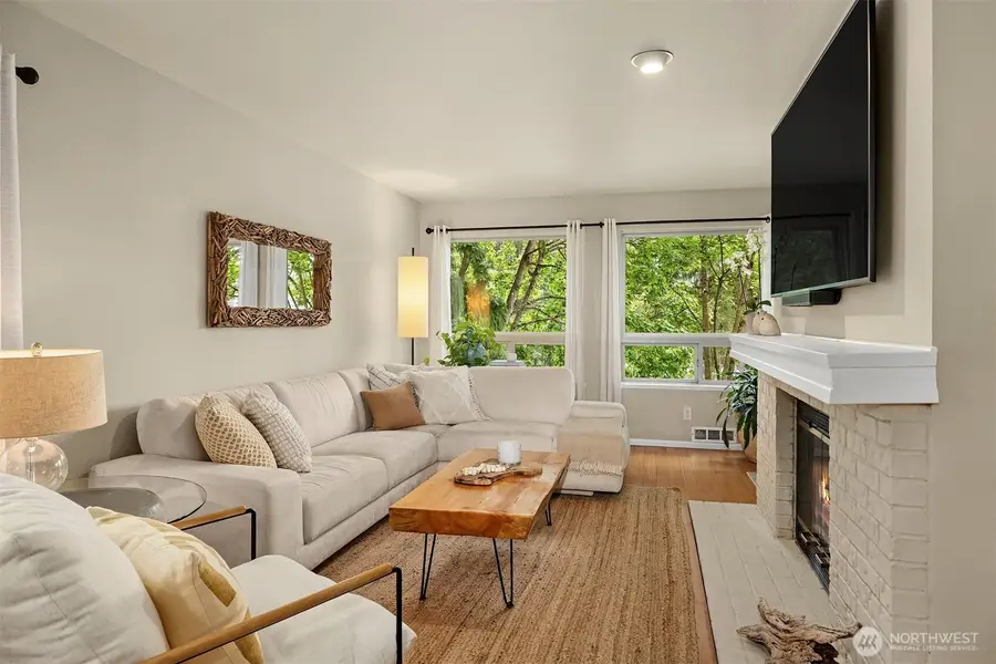 605 5th Street #B 201, Kirkland, WA 98033 - #2