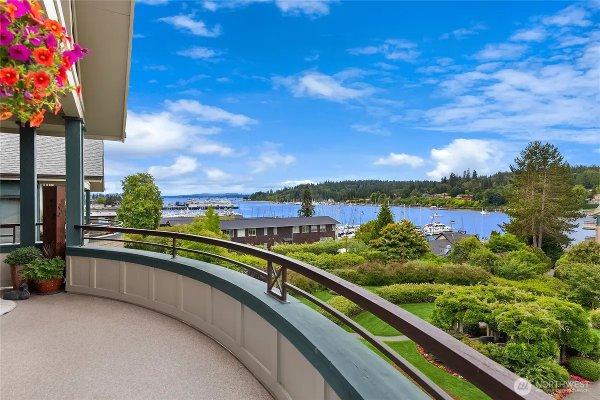 450 Wood Avenue Sw #3B, Bainbridge Island, WA 98110 - #1
