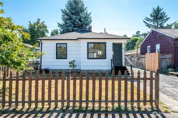 228 24th Avenue, Longview, WA 98632