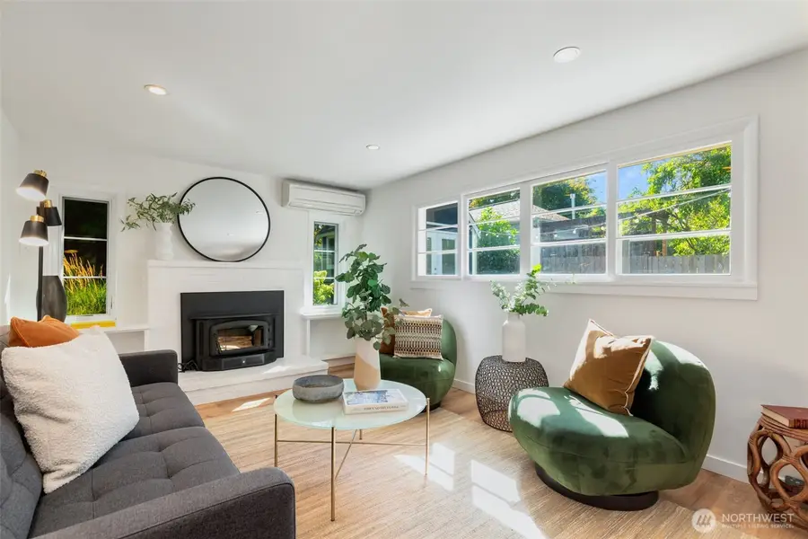 3040 NE 86th Street, Seattle, WA 98115 - #2