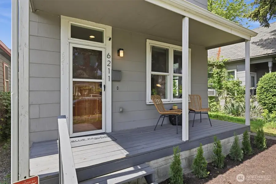 6211 Carleton Avenue S, Seattle, WA 98108 - #2