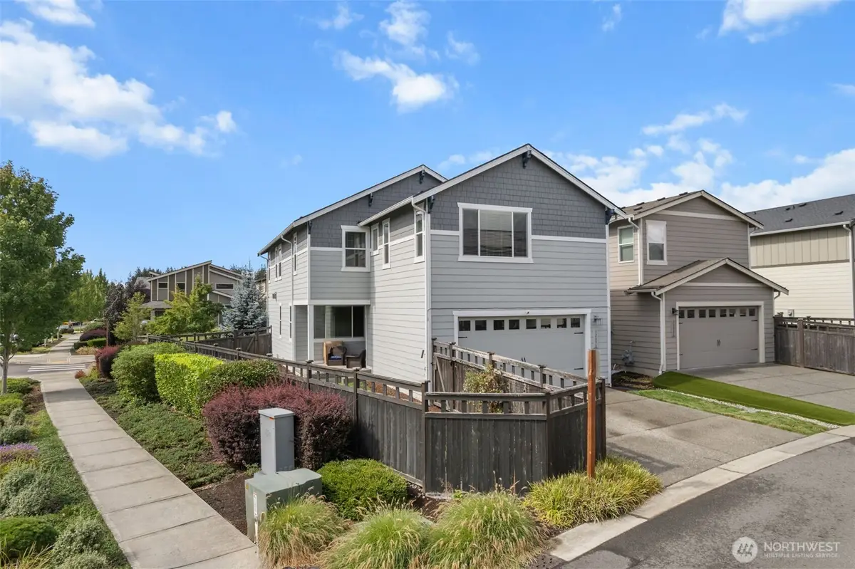 32898 Pine Avenue Se, Black Diamond, WA 98010 - #1
