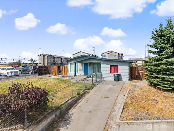 912 W Loop Drive Ne, Moses Lake, WA 98837