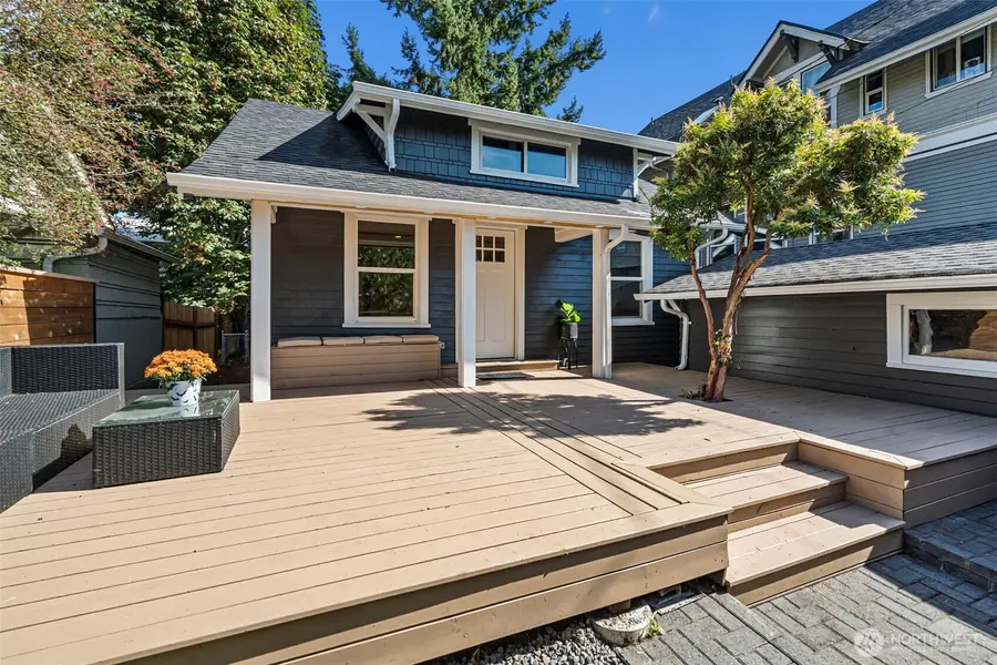 1206 N 9th St, Tacoma, WA 98403 - #3