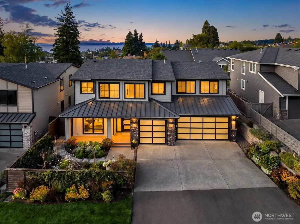 715 Spruce Street, Edmonds, WA 98020 - #1