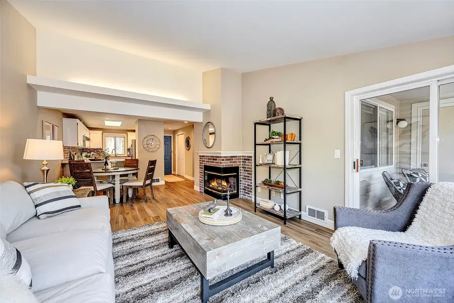 432 3rd Avenue S #B203, Edmonds, WA 98020 - #3
