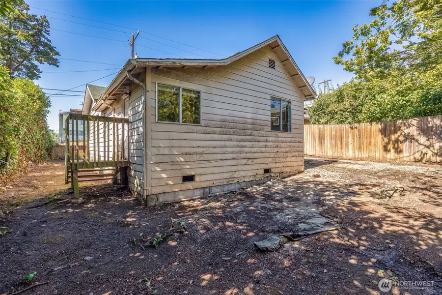 5208 15th Avenue S, Seattle, WA 98108 - #2