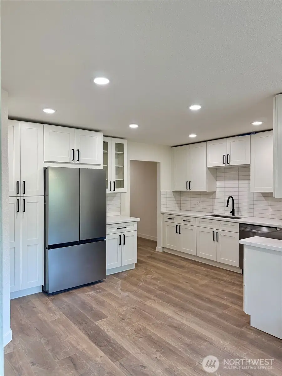 9715 NE Juanita Drive #B107, Kirkland, WA 98034 - #2